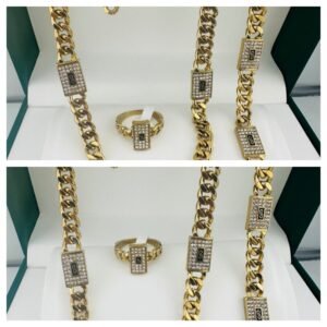 طقم للزينة والأناقة